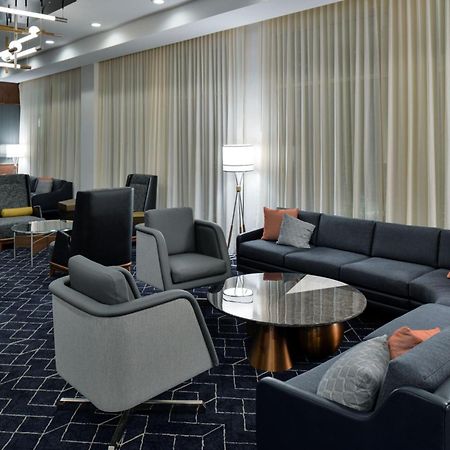 Hotel Courtyard By Marriott Raleigh Cary Crossroads Esterno foto